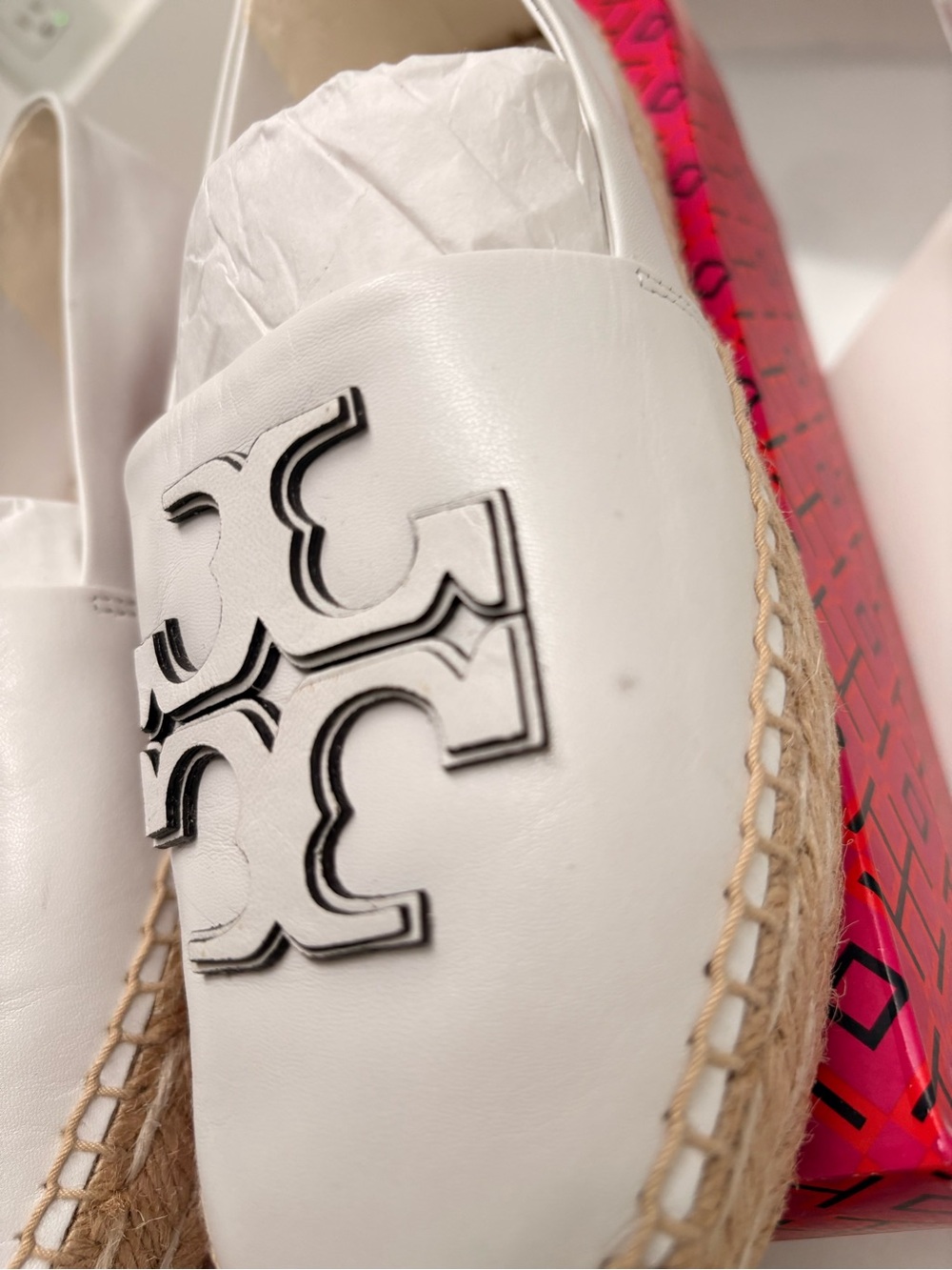 Tory Burch
INES PLATFORM ESPADRILLE - Picture 5 of 15
